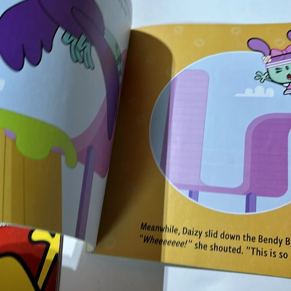 Wuzzy Wow! Wow! Wubbzy!: The Wuzzolympics Wow! Wow! Wubbzy! Lights! Camera BOOK